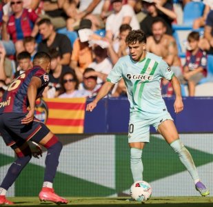 بليغريني يتحدث عن أمرابط والزلزولي