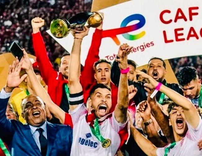 آيت منا: جبران فضل   يمشي عند الكوافور بدل التوقيع للوداد 