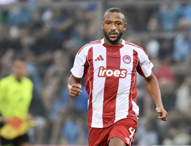 أيوب الكعبي يبدأ اليوم حلمه في العصبة