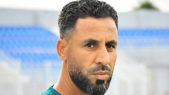 الرجاء يحتفظ بأبوشروان مساعدا لفادلو