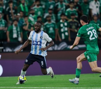 كأس القارات للأندية.. بيراميدز المصري يفوز على مضيفه أهلي جدة السعودي ( 3 - 1 )