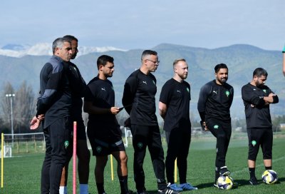 نور الدين نيبت يلعب دورا محوريا في دعم الأشبال بالشيلي