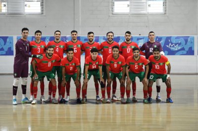 أسود القاعة يواجهون لاروخا الإسباني في مباراتين