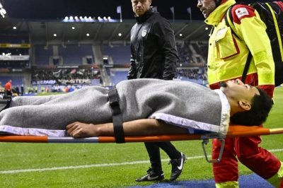 الوحدي أجرى عملية جراحية على الكتف