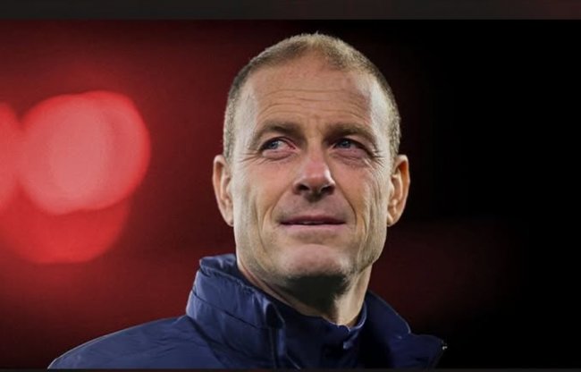 الأهلي المصري يعلن التعاقد مع المدرب الدنماركي سوروب لعامين ونصف