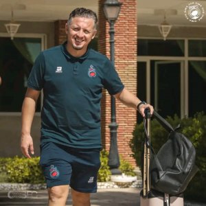 أولمبيك آسفي يعين مدربا مؤقتا للإشراف على الفريق