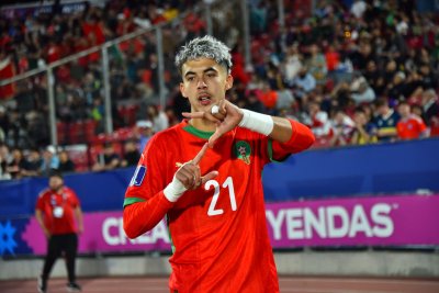 زابيري يصعق الأرجنتين في شوط للتاريخ