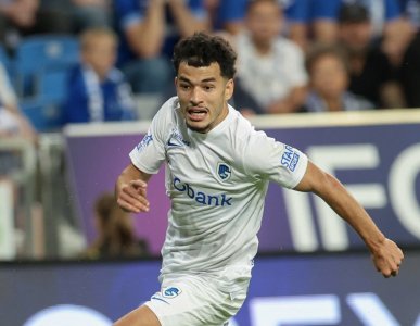 الواحدي ضمن 15 ظهيرا أيسر الأعلى قيمة تسويقية في العالم