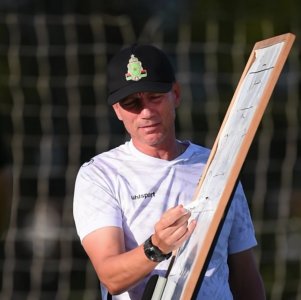 ألكسندر سانطوس : قدمنا مباراة ممتعة ونستحق التأهل لدور المجموعات ألكسندر سانطوس : قدمنا مباراة ممتعة ونستحق التأهل لدور المجموعات