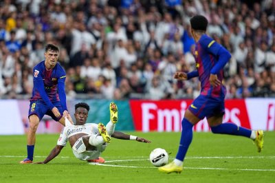 كيف أنهى ريال مدريد هيمنة برشلونة على الكلاسيكو؟ كيف أنهى ريال مدريد هيمنة برشلونة على الكلاسيكو؟