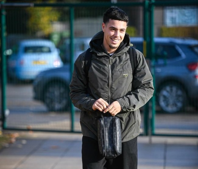 عثمان معما يعود إلى واتفورد وعينه على عرين الأسود