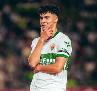 آدم بوعيار يسجل هدفا خرافيا في كأس اسبانيا