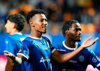 بن الطيب يشعلها كهداف بالدرجة الفرنسية الثانية