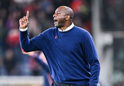 جينوا يفك ارتباطه بمدربه ڤييرا