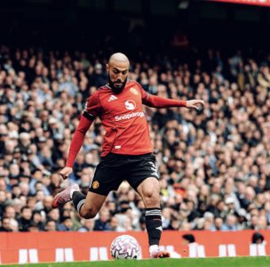 مزراوي عاد لتشكيل مانشستر يونايتد