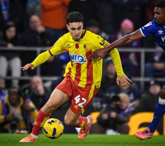 لوزا في   الطوب  ومعما شارك تعادل واتفورد في تشامبيون تشيب