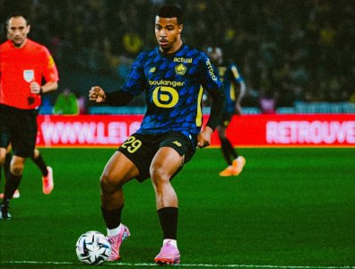 ليل خسر  بالشمتة  بصيربيا وإكمان لم يتصافح مع المرمى