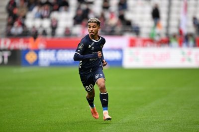 ياسين جسيم يصنع تمريرة حاسمة ..لكن