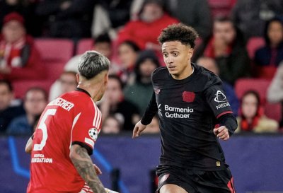 بن صغير شارك فوز ليفركوزن الكبير