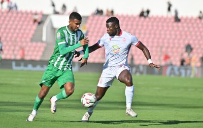 البطولة الإحترافية 1..أولمبيك الدشيرة يدك شباك حسنية أكادير بثلاثية