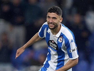 مدرب لاكورونيا: الدهشوري يعيش ليسجل