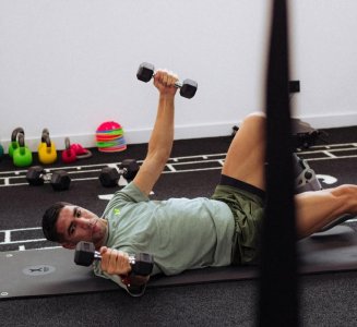 بالصور.. حكيمي يبدأ حصصه التأهيلية بإرادة عالية