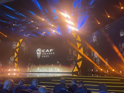 أساطير كرة القدم المغربية يزينون ليلة نجوم إفريقيا