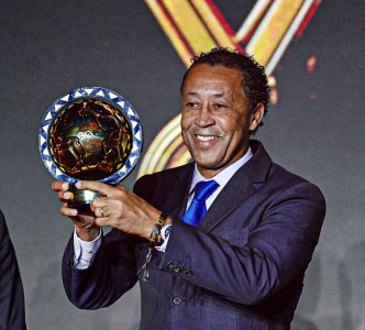 بوبيستا أفضل مدرب في القارة الإفريقية