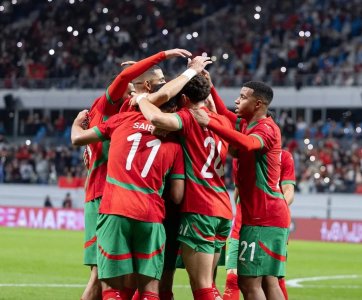 الصحافة الفرنسية تشيد بفوز أسود الأطلس على أوغندا وتحقيقهم سلسلة انتصارات قياسية