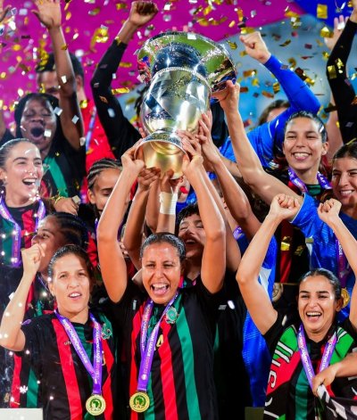 الجيش الملكي النسوي بطل إفريقيا