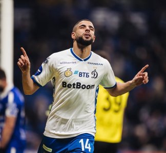 موهوب يسجل بروسيا