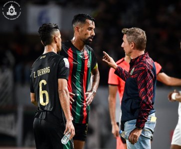 لماذا يبقي سانطوس المعني أكثر في الجيش بمباراة الأهلي؟