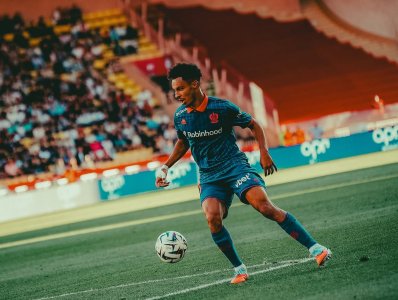 سفيان ديوب شارك هزيمة نيس القاسية ببورطو