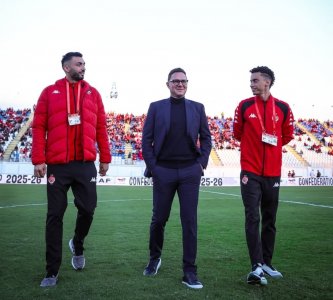 بنهاشم تخطى رقم بينيطو فلورو