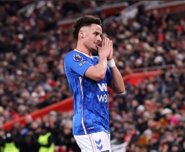 الطالبي يبدع في مباراة مثيرة ويسجل هدفا بليفربول