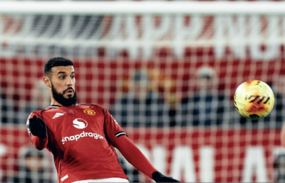 مزراوي يتألق كقائد متوسط الدفاع