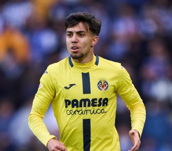 أخوماش شارك فوز فياريال