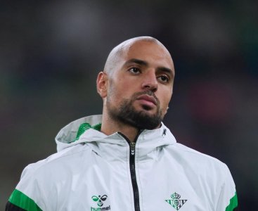 مدرب بيتيس ينتظر الخبر السار عن أمرابط