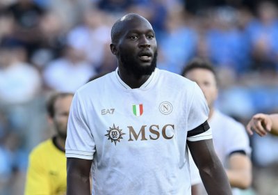 لوكاكو يعود الى تدريبات نابولي بعد غياب طويل