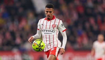 أوناي إيمري يريد أوناحي في استون فيلا.