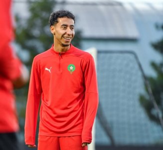 أنس صلاح الدين: نعمل بجد يوميا من أجل التتويج بكأس إفريقيا