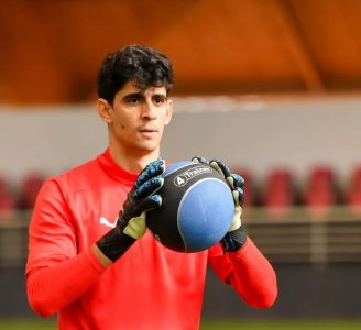 بونو يعادل الزاكي ويتخطاه مجددا