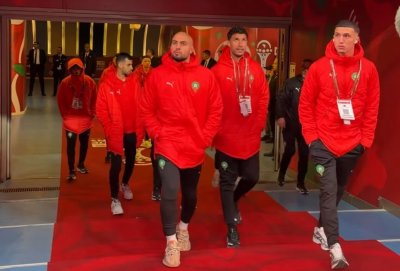 الأسود يصلون الى مركب مولاي عبد الله بالرباط