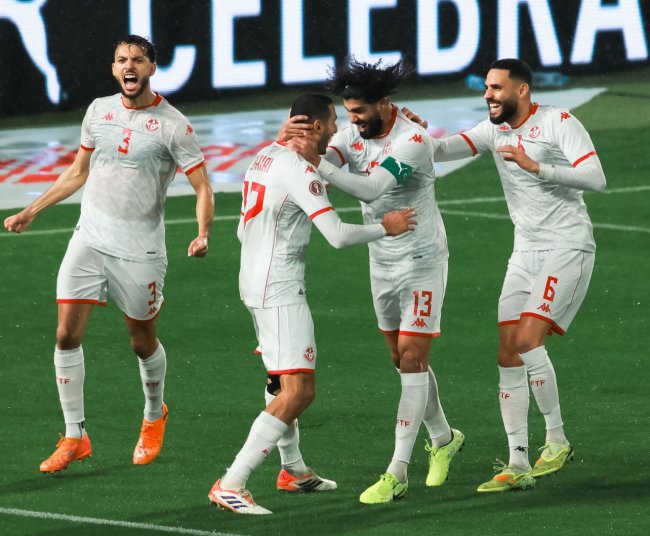 كأس إفريقيا للأمم.. نسور قرطاج يضربون بقوة وبثلاثية أمام أوغندا