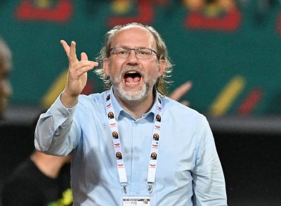 سانفيت ينتقد الأندية الأوروبية وفيفا بسبب تغيير موعد أمم إفريقيا