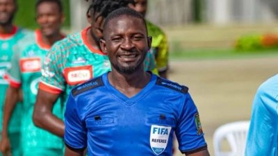 حكم كامروني لمباراة الأسود ومالي