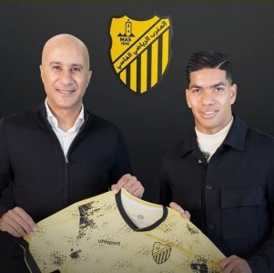 المغرب الفاسي يُقدم خالد بابا