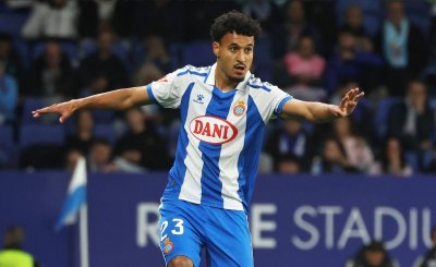 الدقائق الأخيرة ترجح كفة برشلونة على إسبانيول بحضور الهلالي