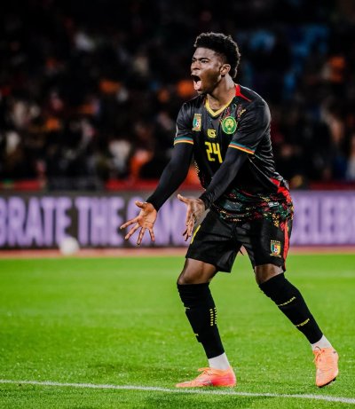 باليبا الكامروني المنبعث في  كان المغرب 