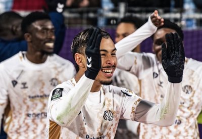 جسيم يتألق ويقود دنكيرك لفوز ثمين على مونبوليي